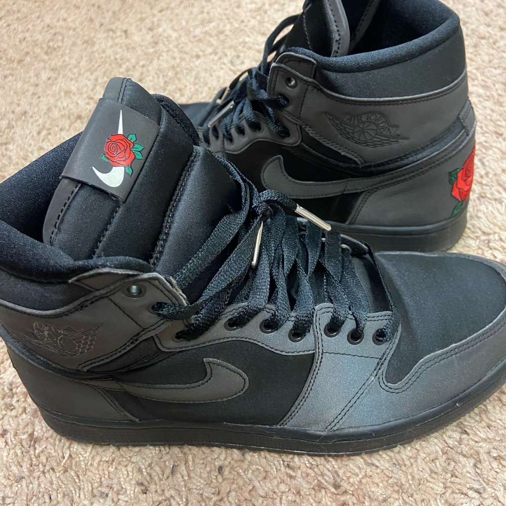 Jordan 1 retro high rox brown (women) size 9 Nike